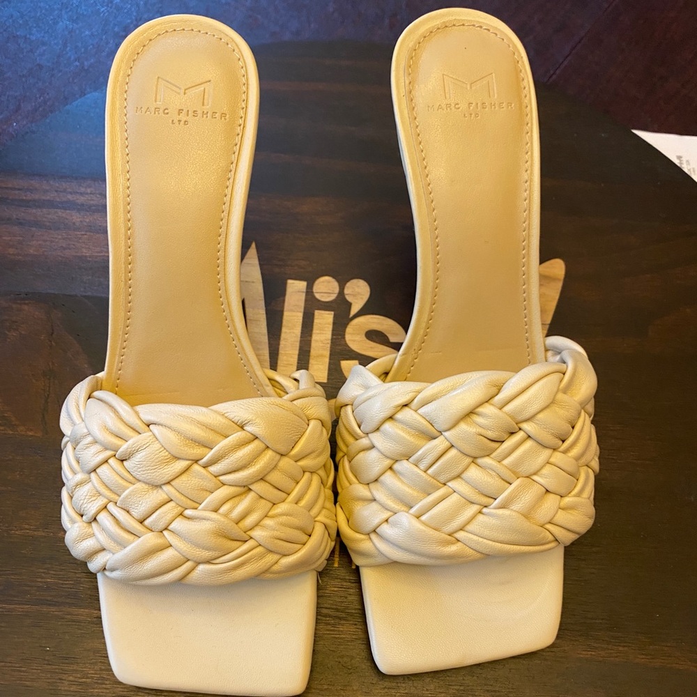 Brand new-Marc Fisher Women's shoes
